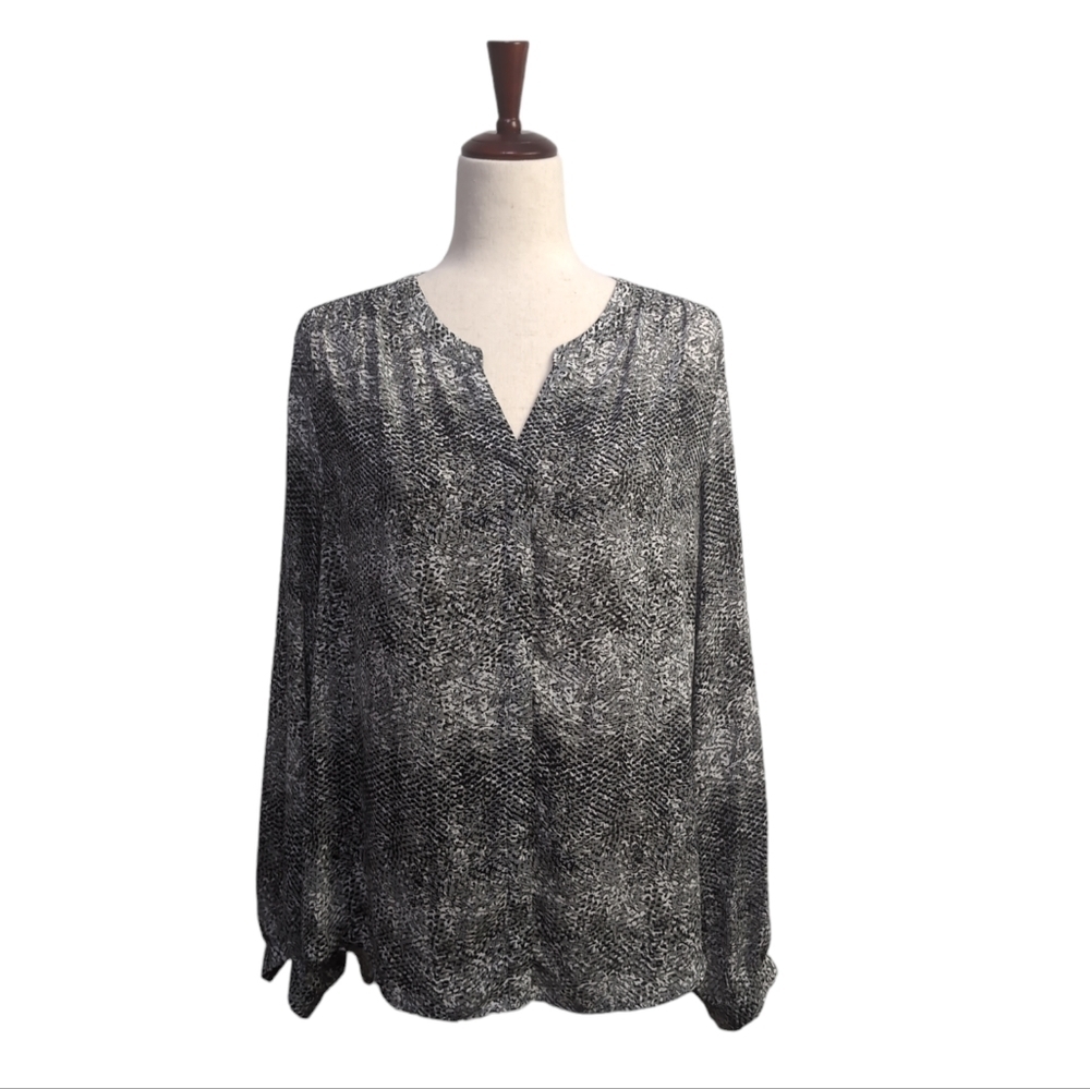 Snakeskin Print Blouse Long Sleeve Hidden Button Down Women's‎ Large Gray Black